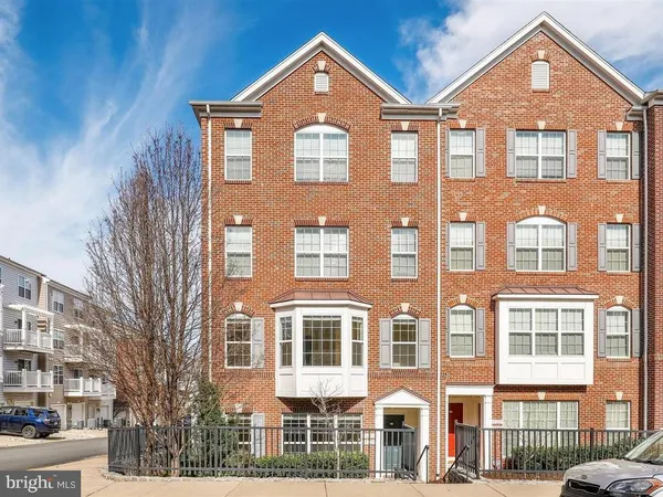 $3,000 | 15221 Leicestershire Street, Woodbridge, VA 22191