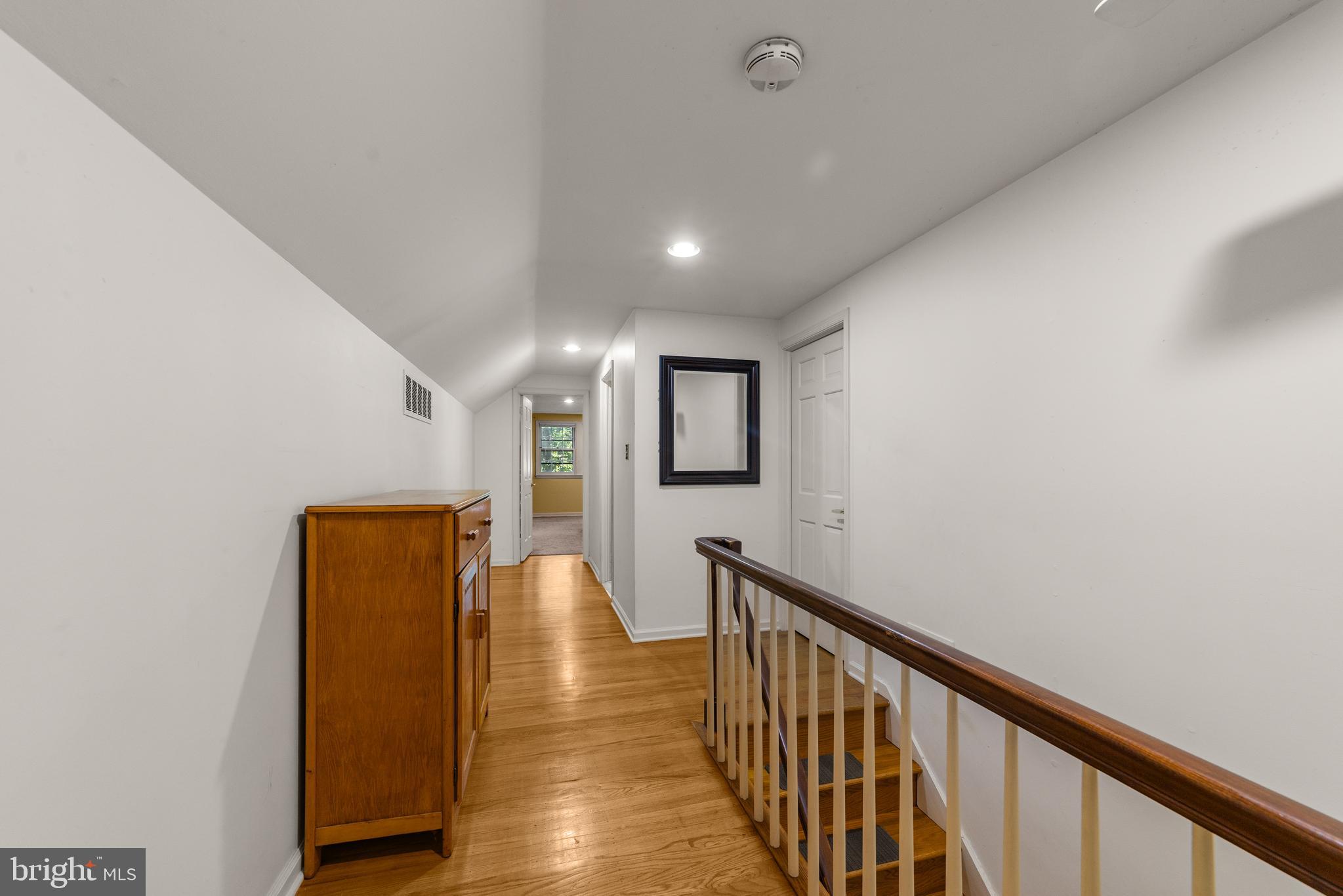 110 Partree Road Cherry Hill, NJ 08003 - Photo 32 of 35 Landlng/Hallway - Second Floor