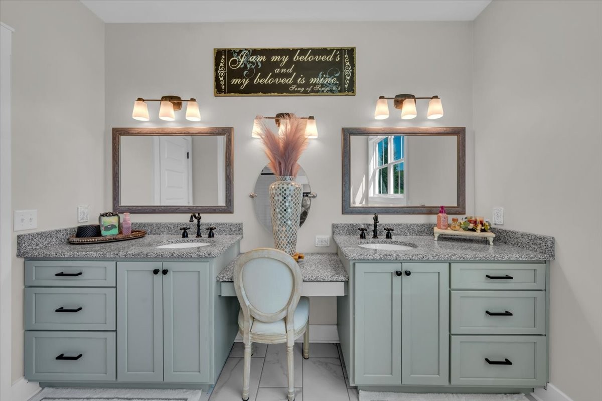 150 Edie Mae Lane Winchester, TN 37398 - Photo 29 of 79 a bathroom with a toilet sink and mirror