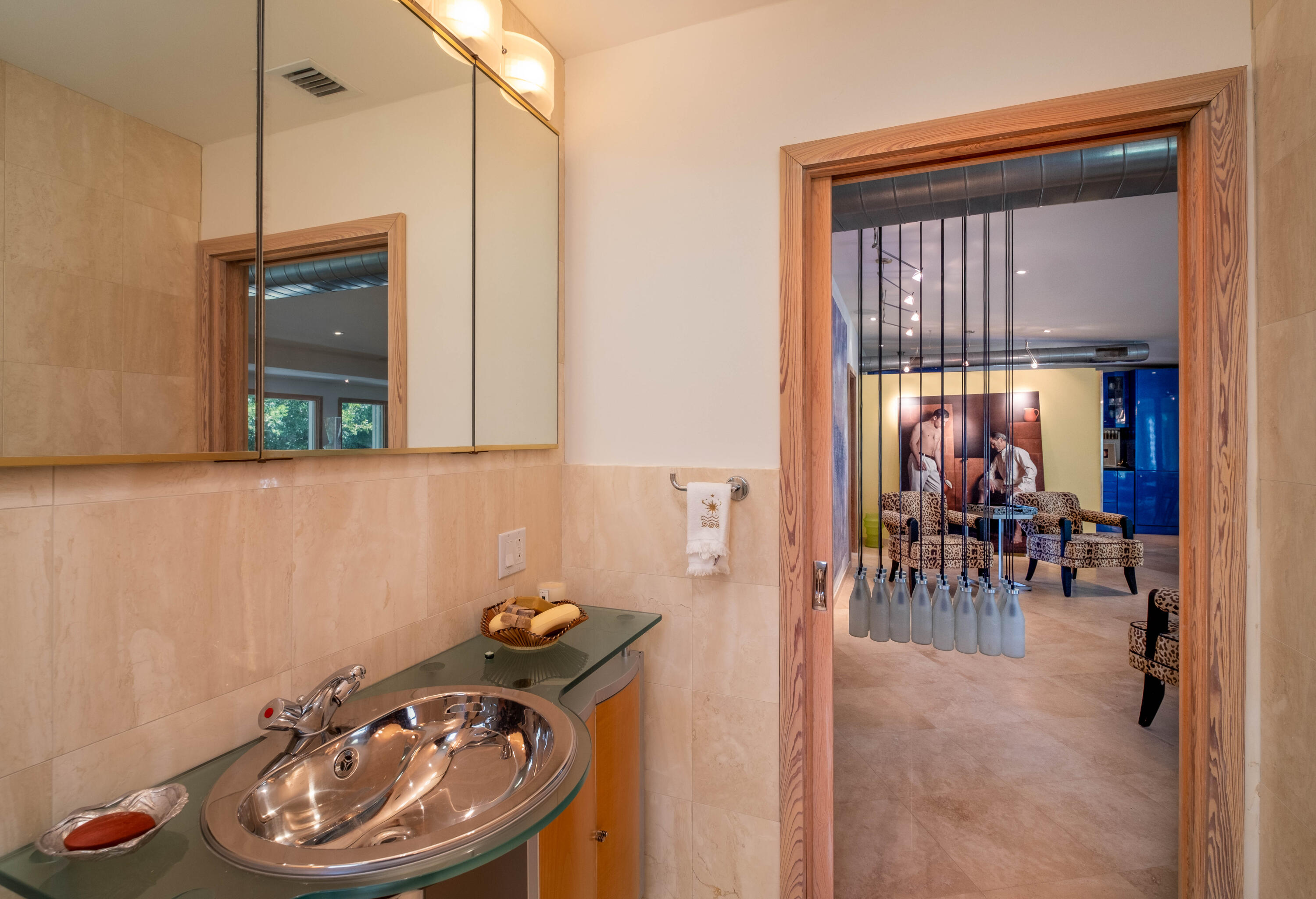 180 South Airport Road Tavernier, FL 33070 - Photo 17 of 33 a table and chairs in a room