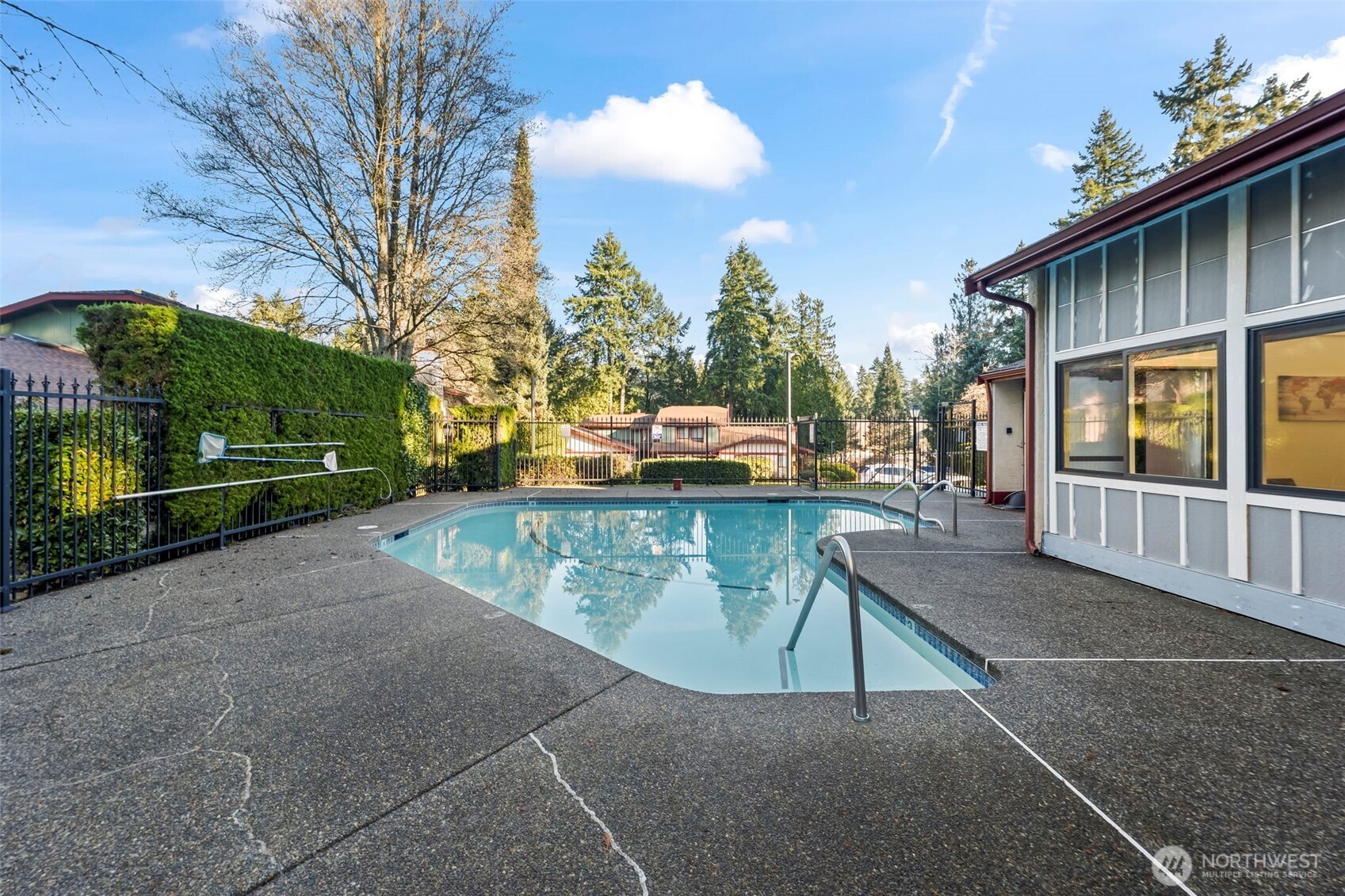 31732 47th Lane Southwest, Unit C Federal Way, WA 98023 - Photo 24 of 27 a view of a house with backyard and sitting area