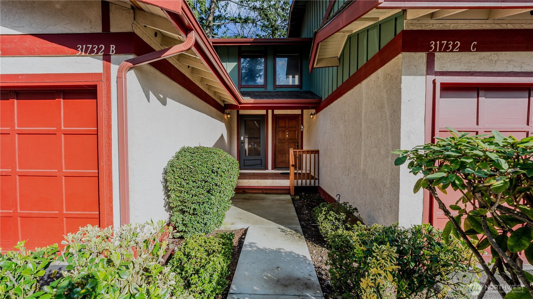 31732 47th Lane Southwest, Unit C Federal Way, WA 98023 - Photo 3 of 27 a view of a pathway of the house