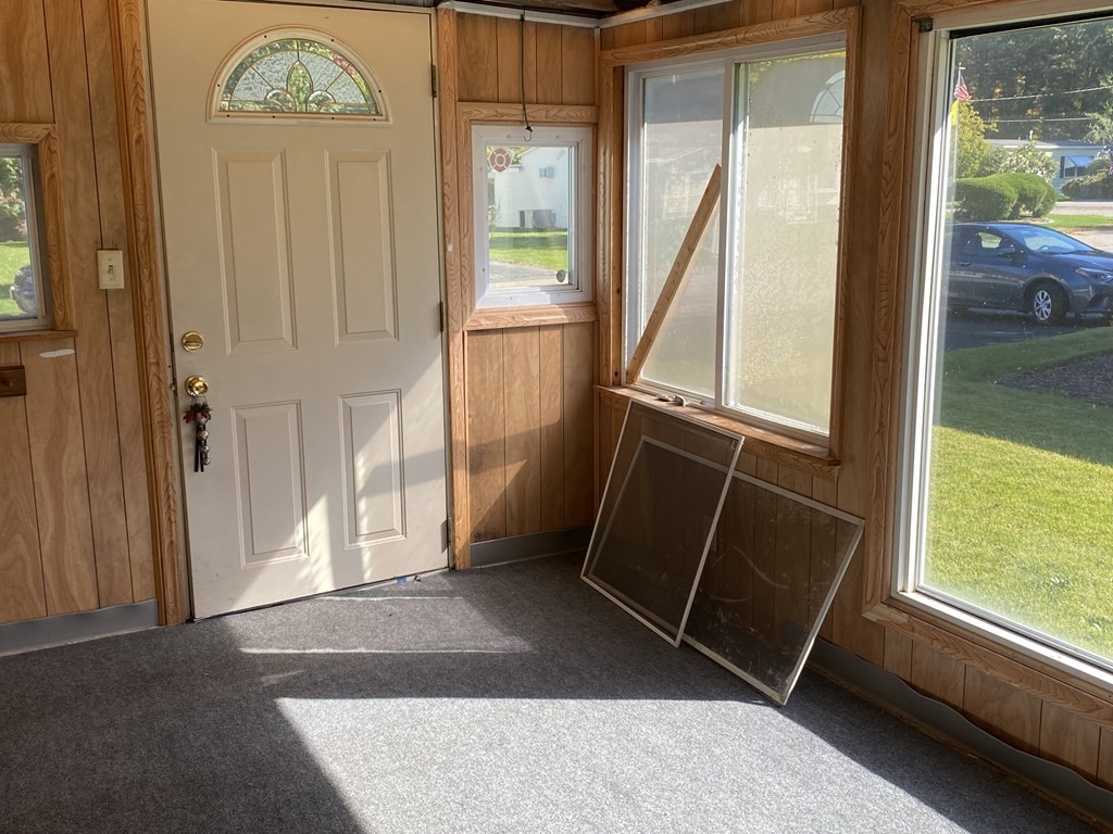69 Holly Road Taunton, MA 02780 - Photo 6 of 20 Gallery Image 6