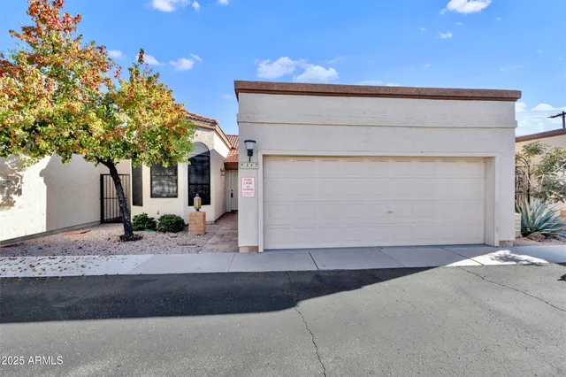 $2,995 | 4317 North 29th Way, Phoenix, AZ 85016