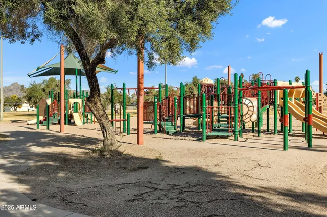 a view of a basketball court