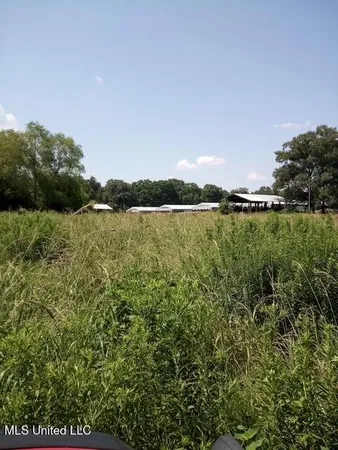$147,000 | 1201 Vfw Road, Lake, MS 39092