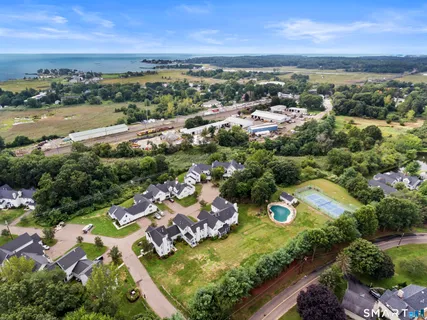 $624,900 | 6 Rollwood Drive, Guilford, CT 06437