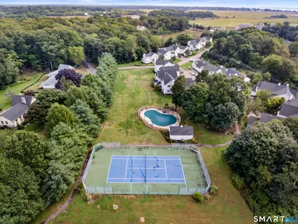 $624,900 | 6 Rollwood Drive, Guilford, CT 06437