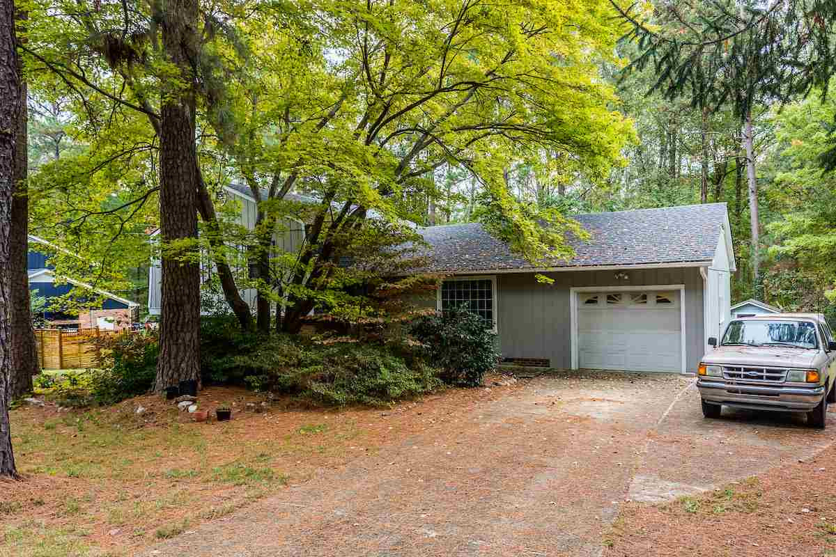 1304 Medfield Road Raleigh, NC 27607 - Photo 3 of 30 Photo 3