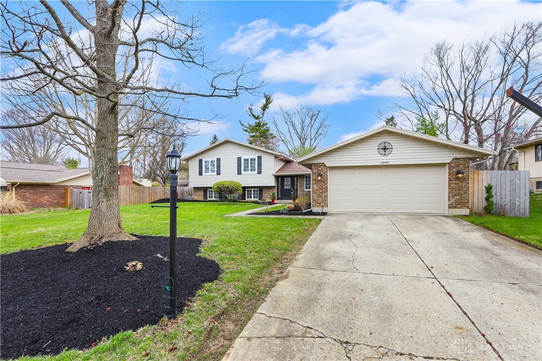 1599 Ambridge Road Centerville, OH 45459 - Photo 2 of 50 Gallery Image 2