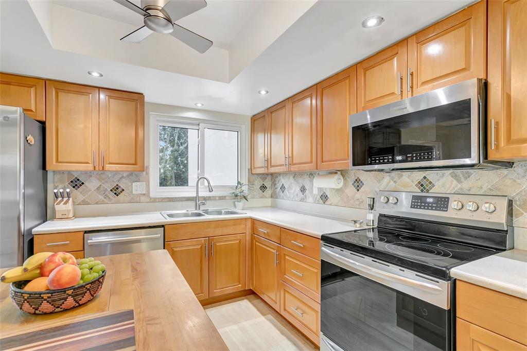 9000 Midnight Pass Road, Unit 5 Sarasota, FL 34242 - Photo 22 of 70 Gallery Image 22