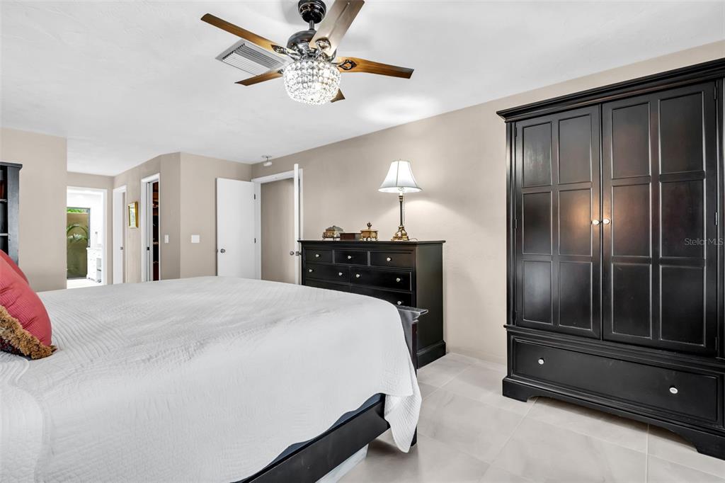 1504 Ridge Top Way Clearwater, FL 33765 - Photo 31 of 67 Gallery Image 31
