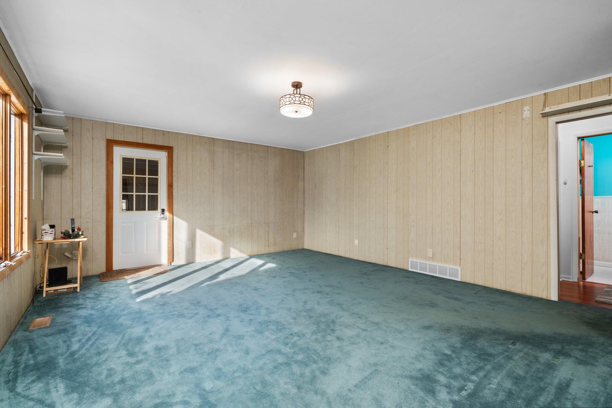 21110 Kaiser Road Gregory, MI 48137 - Photo 13 of 73 14-web-or-mls-DSC02421