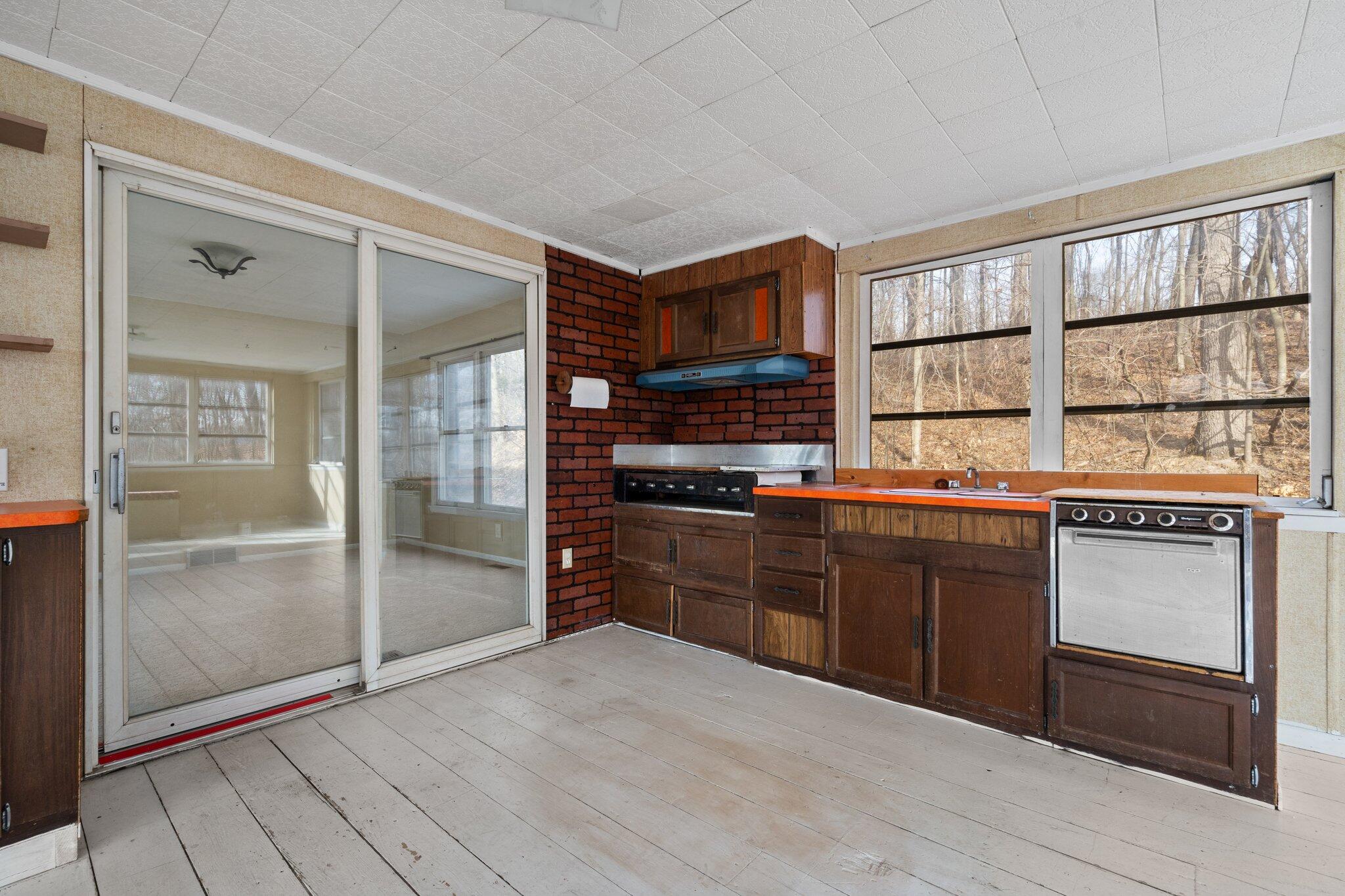 21110 Kaiser Road Gregory, MI 48137 - Photo 23 of 73 32-web-or-mls-DSC02527
