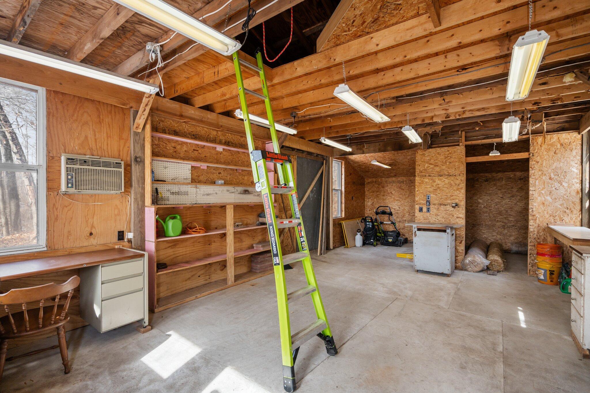 21110 Kaiser Road Gregory, MI 48137 - Photo 59 of 73 73-web-or-mls-DSC02728