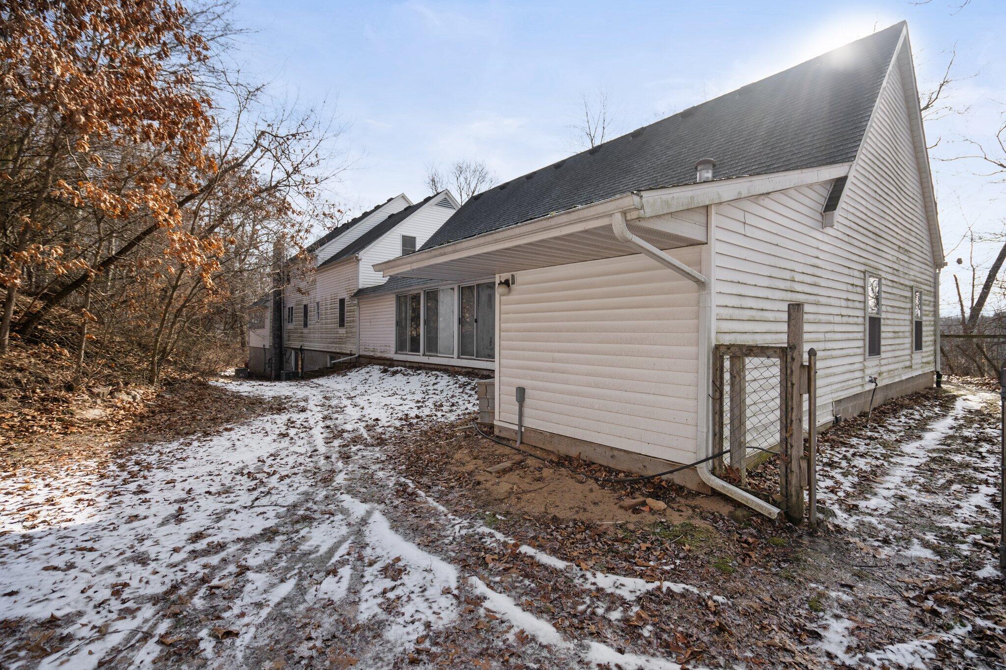 21110 Kaiser Road Gregory, MI 48137 - Photo 64 of 73 76-web-or-mls-DSC02731