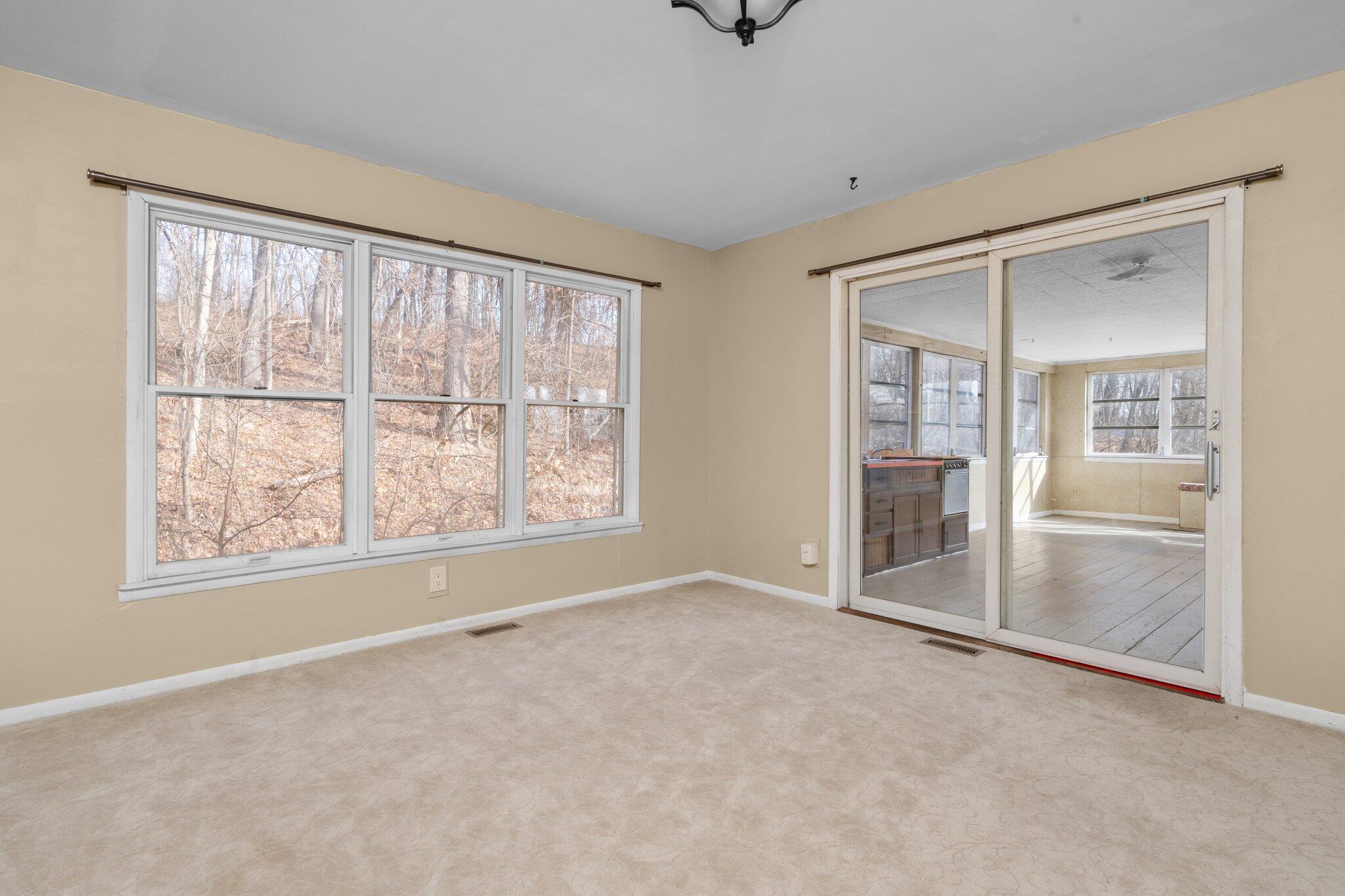 21110 Kaiser Road Gregory, MI 48137 - Photo 10 of 73 26-web-or-mls-DSC02489