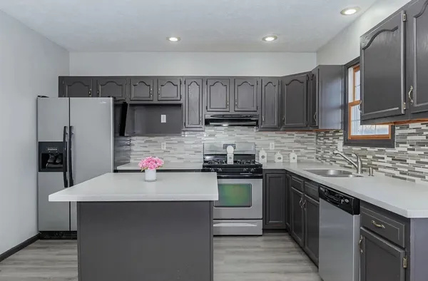 $274,900 | 3514 Wilder Drive, Bloomington, IL 61704