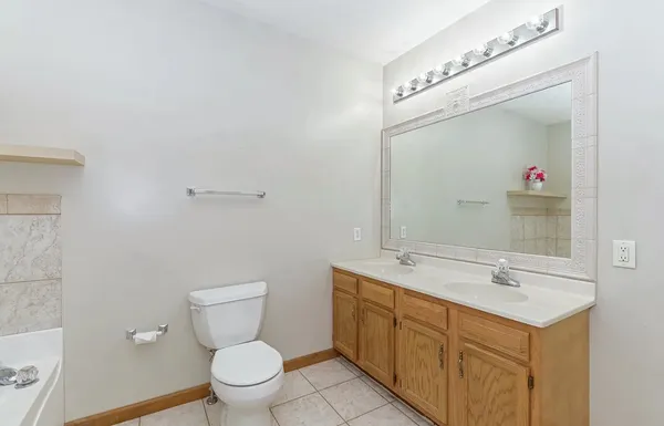 $274,900 | 3514 Wilder Drive, Bloomington, IL 61704