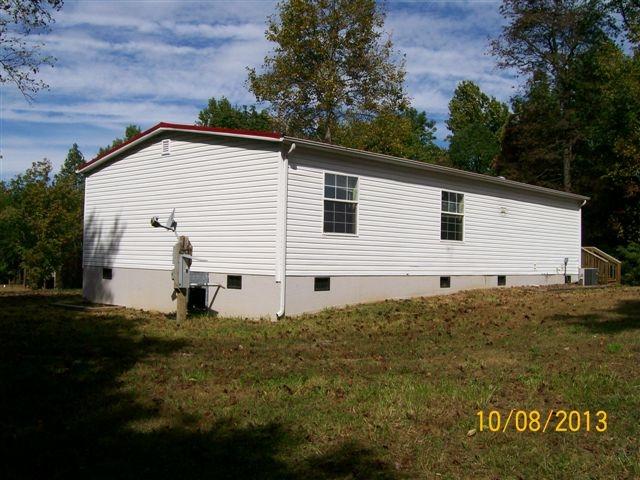 93 Twin Rocks Drive Ferrum, VA 24088 - Photo 2 of 13 Rear