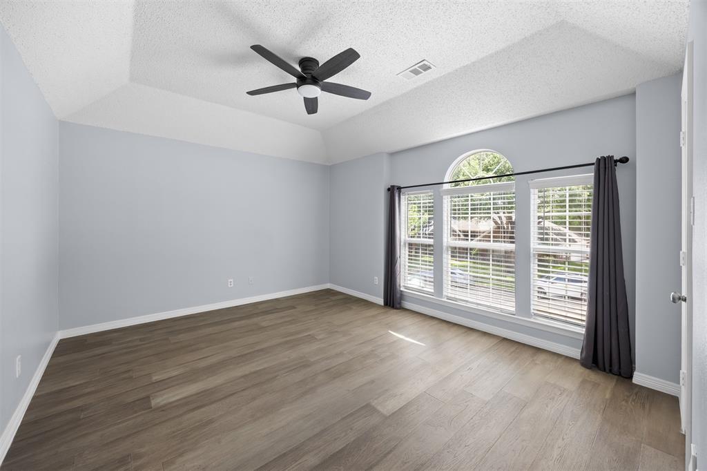 9446 Abbey Road Irving, TX 75063 - Photo 24 of 40