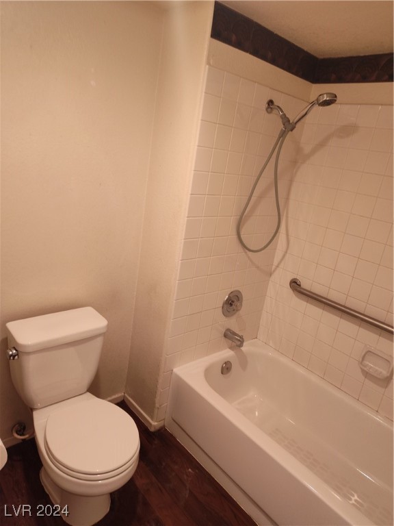1851 Hillpointe Road, Unit 1511 Henderson, NV 89074 - Photo 8 of 10 Clean as could be, full bath.