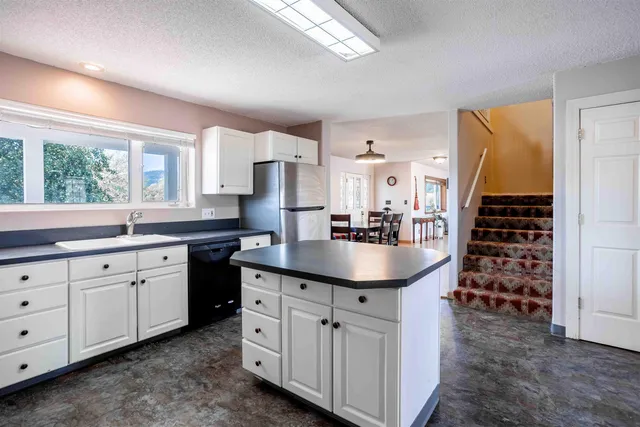 $900,000 | 18850 West Elder Road, Worley, ID 83876