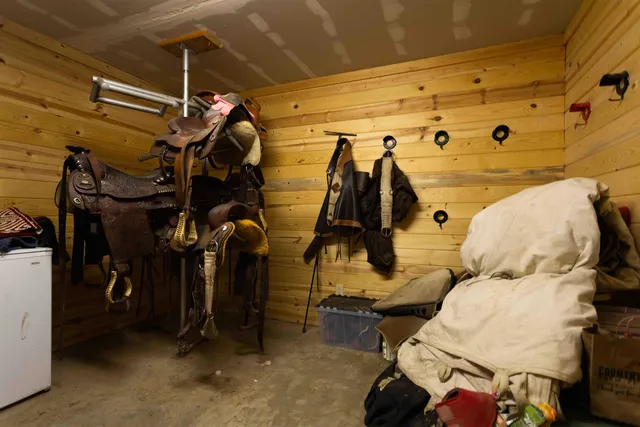 $900,000 | 18850 West Elder Road, Worley, ID 83876