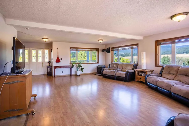 $900,000 | 18850 West Elder Road, Worley, ID 83876