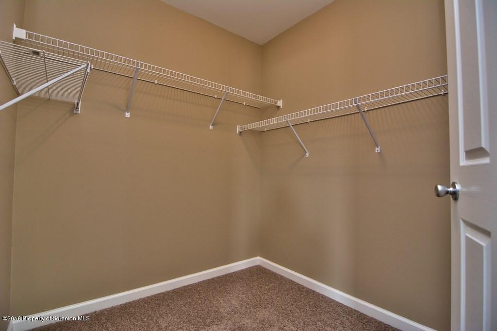 111 South Ridge Street Taylor, PA 18517 - Photo 17 of 29 Gallery Image 17