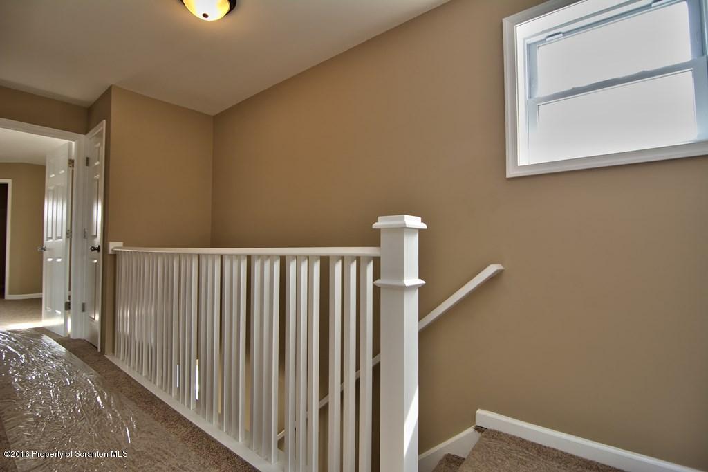 111 South Ridge Street Taylor, PA 18517 - Photo 19 of 29 Gallery Image 19