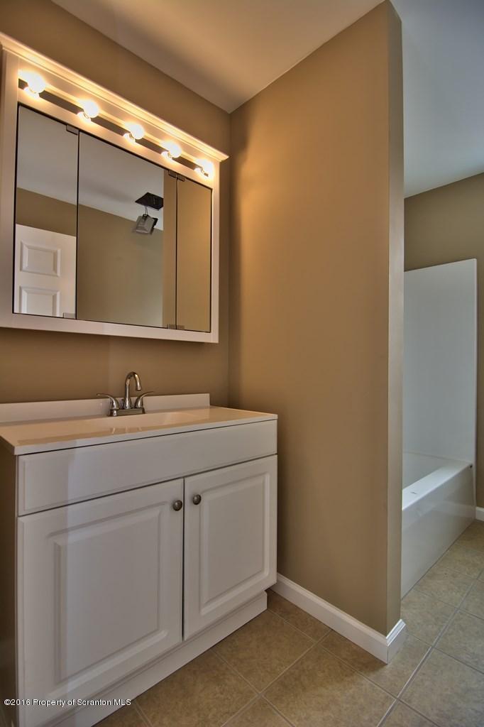111 South Ridge Street Taylor, PA 18517 - Photo 25 of 29 Gallery Image 25