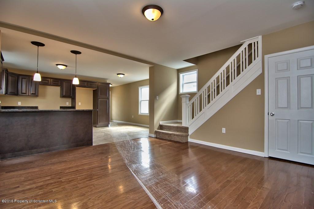 111 South Ridge Street Taylor, PA 18517 - Photo 6 of 29 Gallery Image 6