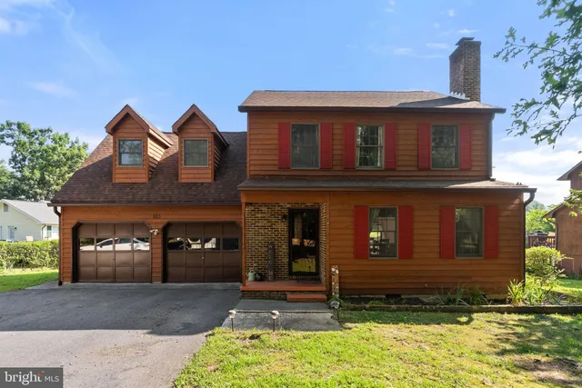 $379,999 | 103 Masters Drive, Cross Junction, VA 22625