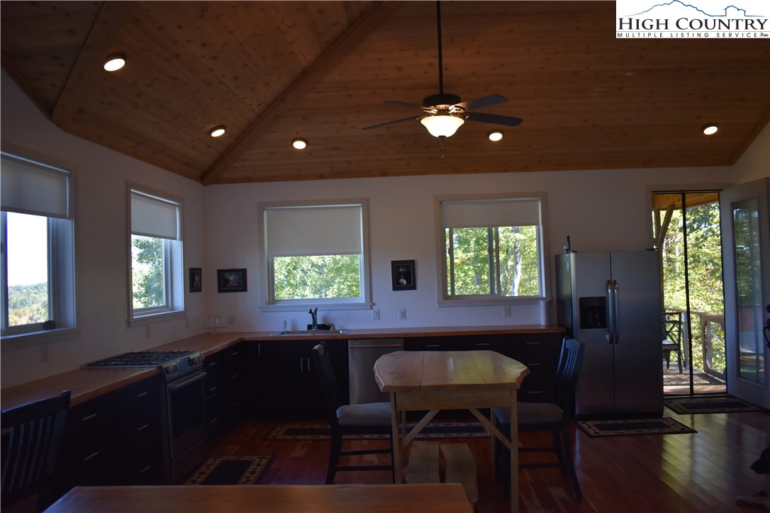 895 Little Windfall Road Lansing, NC 28643 - Photo 17 of 50