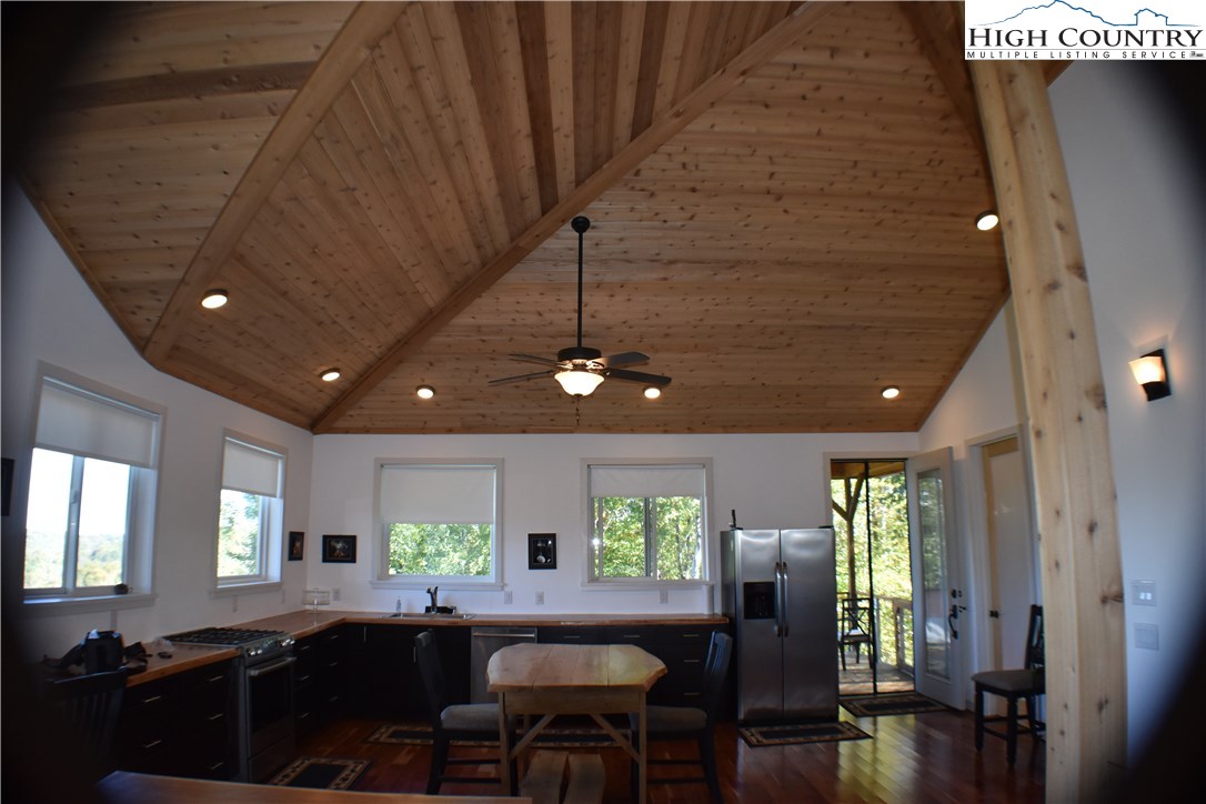 895 Little Windfall Road Lansing, NC 28643 - Photo 20 of 50
