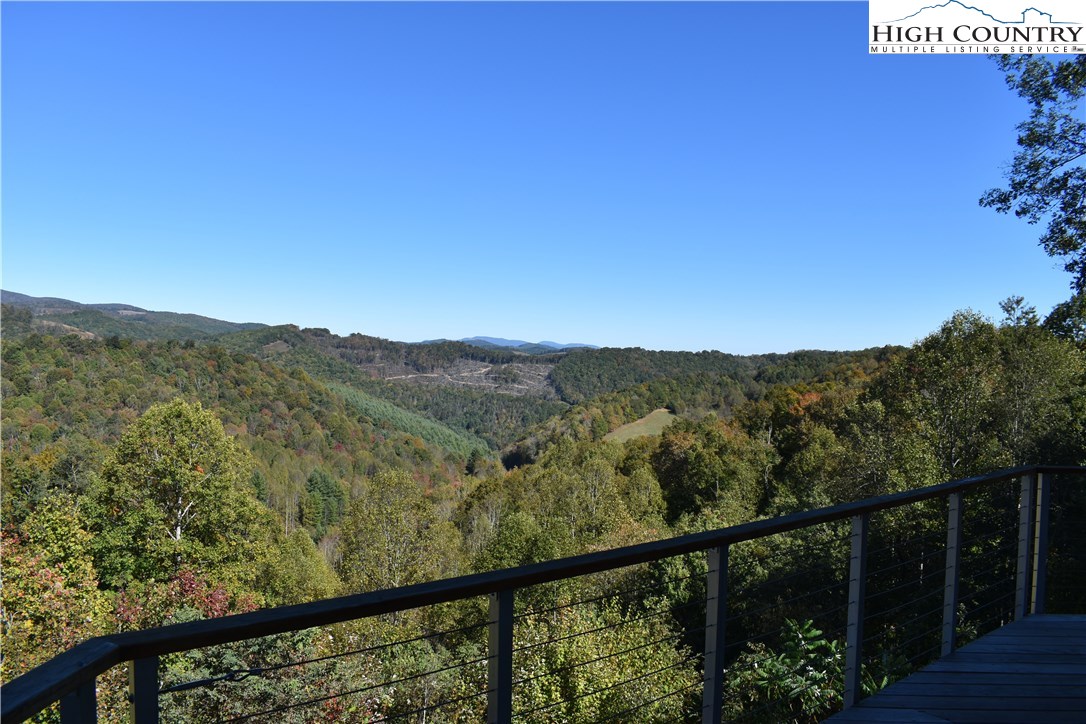 895 Little Windfall Road Lansing, NC 28643 - Photo 7 of 50