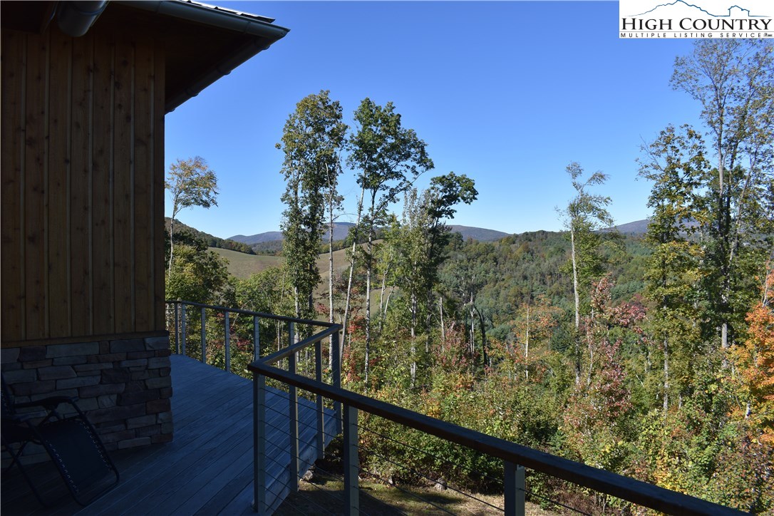 895 Little Windfall Road Lansing, NC 28643 - Photo 9 of 50