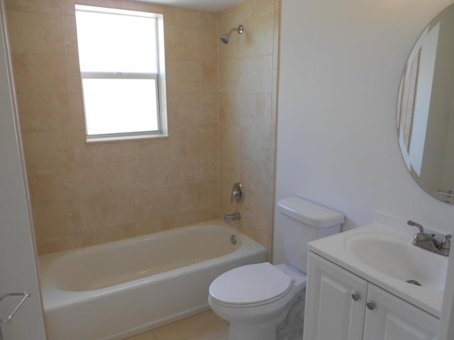 Bathroom2