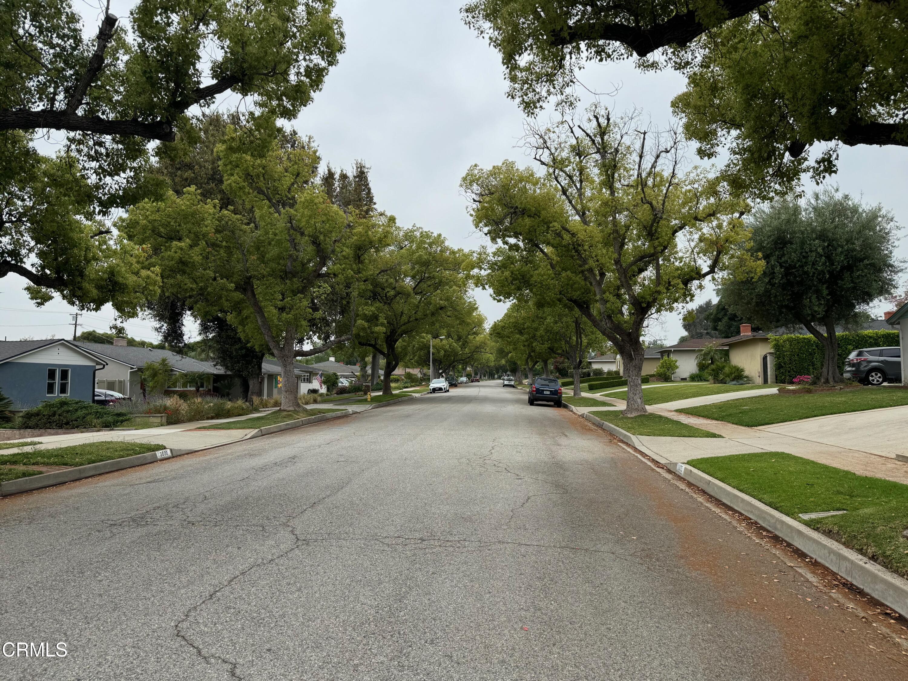 3815 Mayfair Drive Pasadena, CA 91107 - Photo 28 of 38 a view of a house with a yard and basketball court