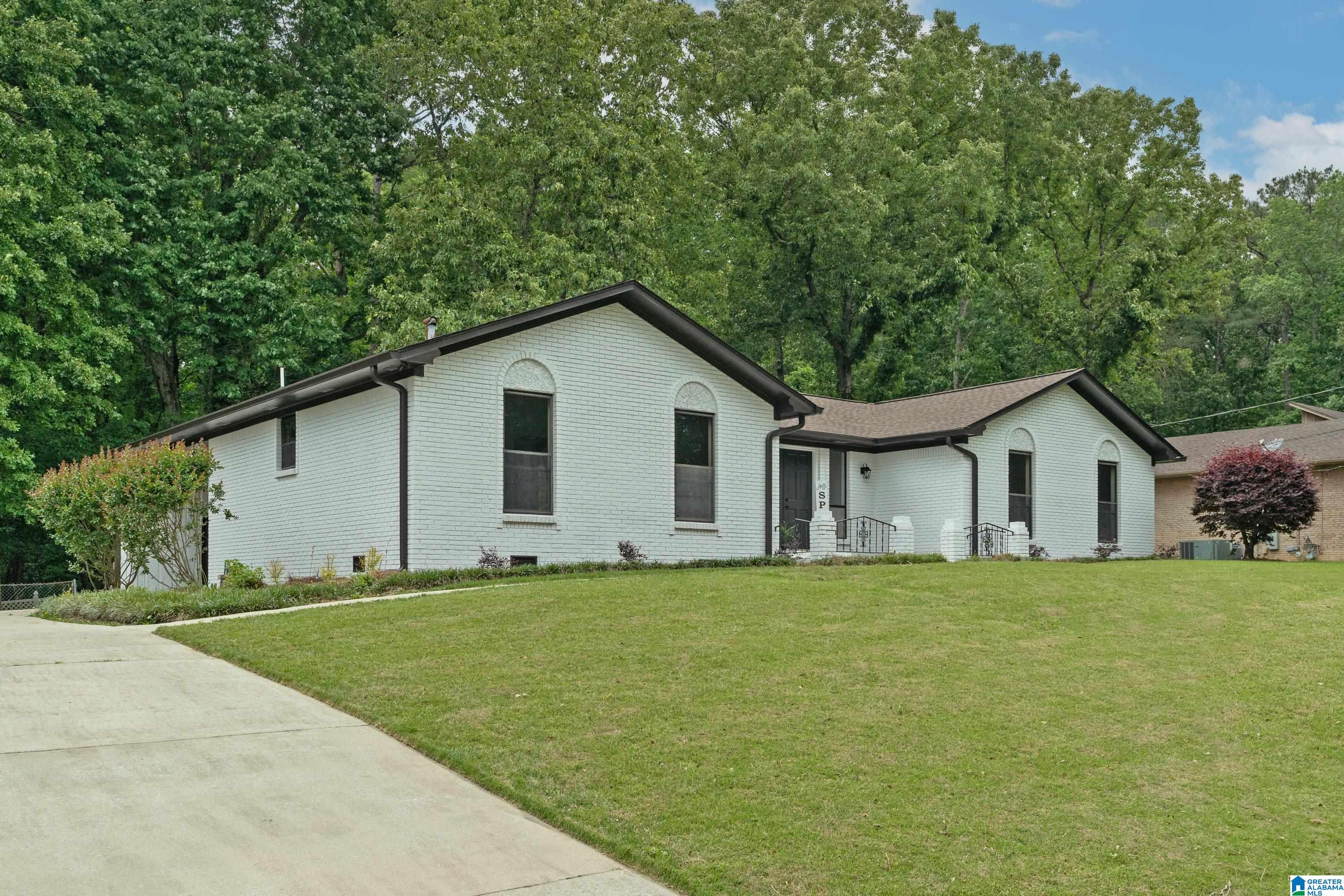160 Space Road Bessemer, AL 35023 - Photo 2 of 34