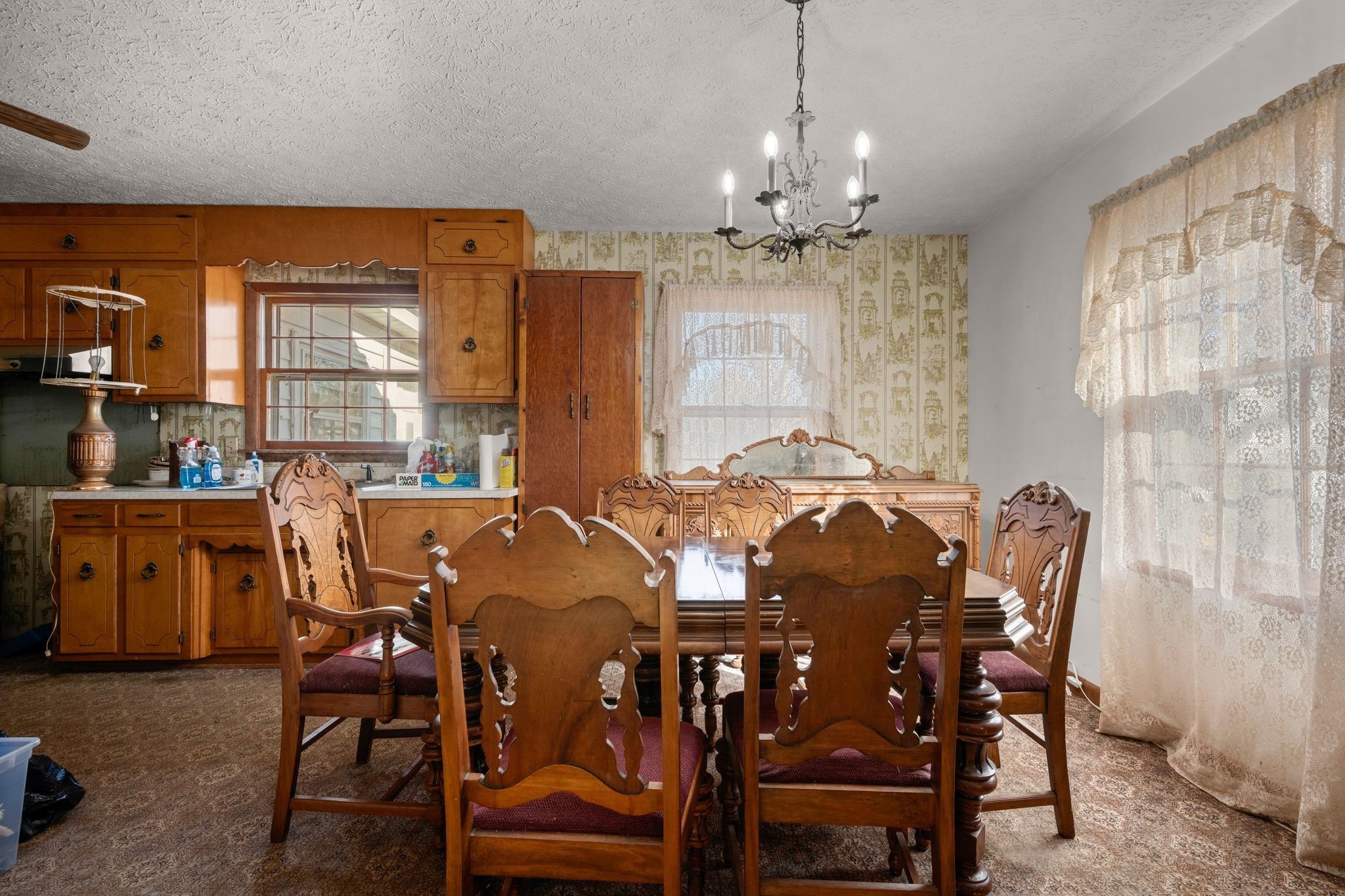 1032 Old State Rte 50 Centerville, TN 37033 - Photo 30 of 33 a view of a dining room with furniture and chandelier