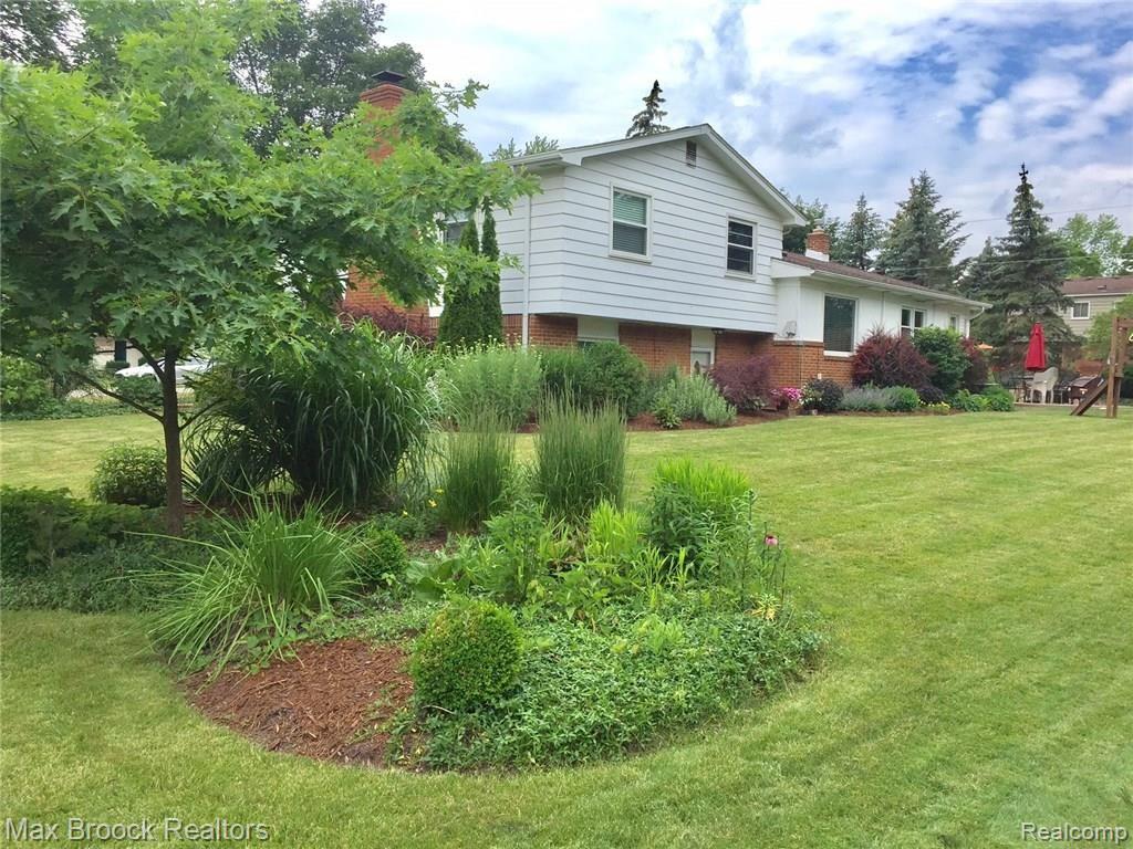 33118 Hearthstone Road Farmington Hills, MI 48334 - Photo 32 of 37