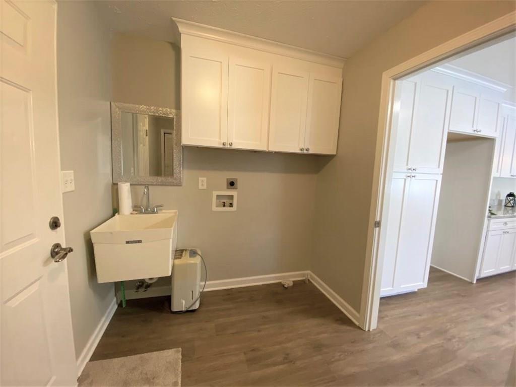 7777 West Deaver Road Columbus, IN 47201 - Photo 11 of 44 Gallery Image 11