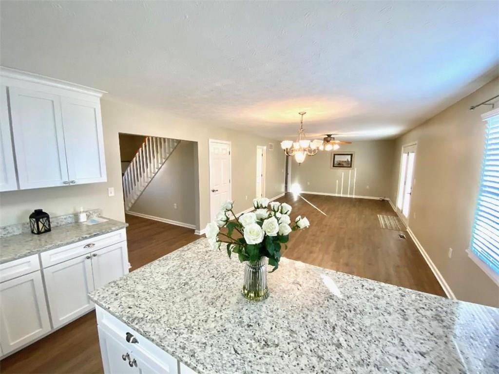 7777 West Deaver Road Columbus, IN 47201 - Photo 12 of 44 Gallery Image 12