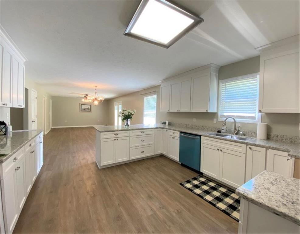 7777 West Deaver Road Columbus, IN 47201 - Photo 13 of 44 Gallery Image 13