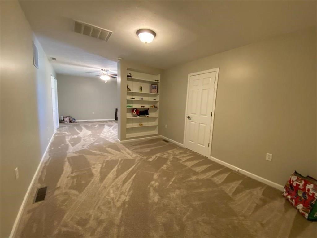 7777 West Deaver Road Columbus, IN 47201 - Photo 26 of 44 Gallery Image 26