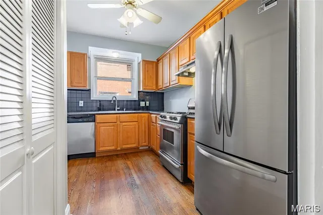 $344,900 | 7539 Oxford Drive, Unit 2W, Clayton, MO 63105