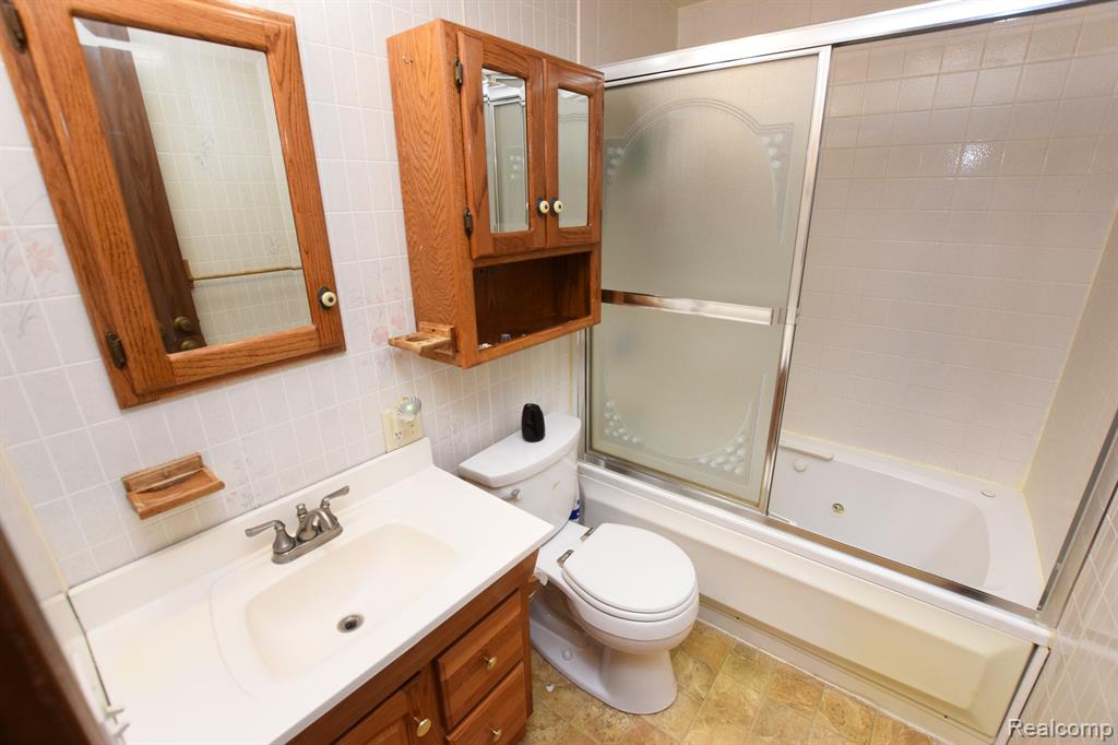 2483 East Mt Morris Road Mount Morris, MI 48458 - Photo 19 of 29