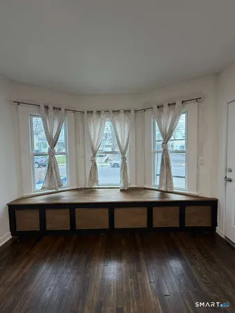 $2,000 | 33 Marion Street, Bridgeport, CT 06606